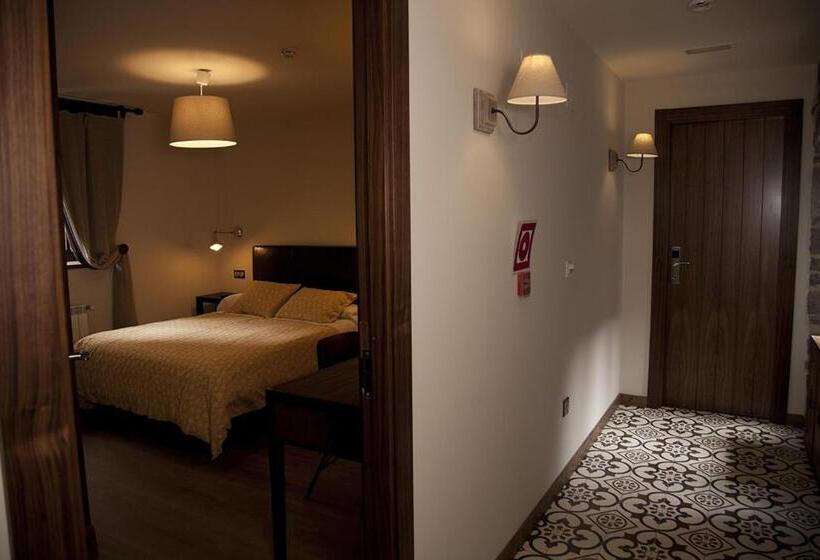 Номер Стандарт, Hostel Albergue Monte Perdido