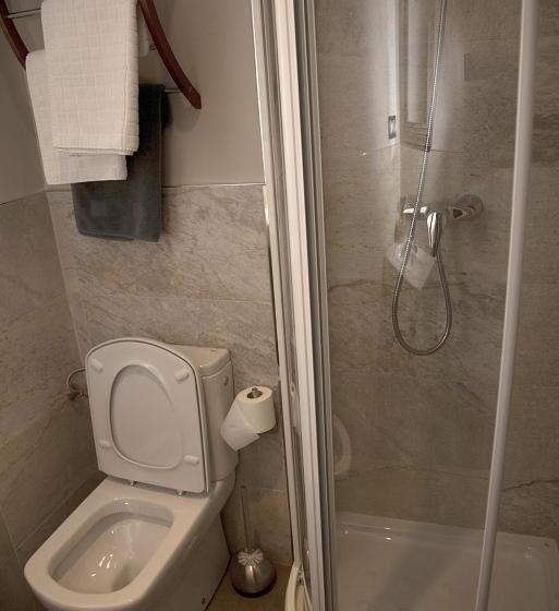 Номер Стандарт, Hostel Albergue Monte Perdido