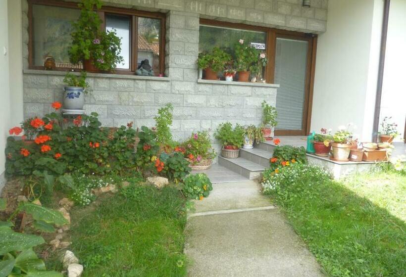 スタンダードルーム, Los Jardines De Lallosa