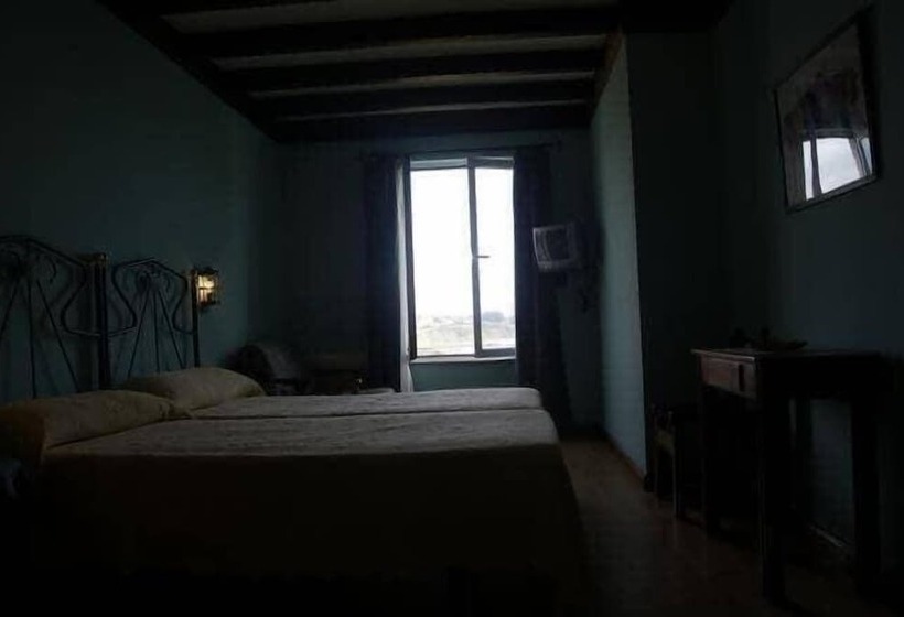 스탠다드 룸, Los Laureles