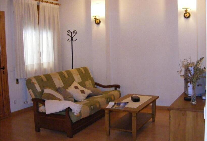 带2个卧室的公寓, Mesón De Salinas