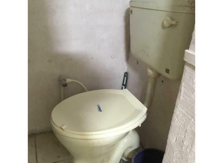 小型套房带阳台, Bob Hostel