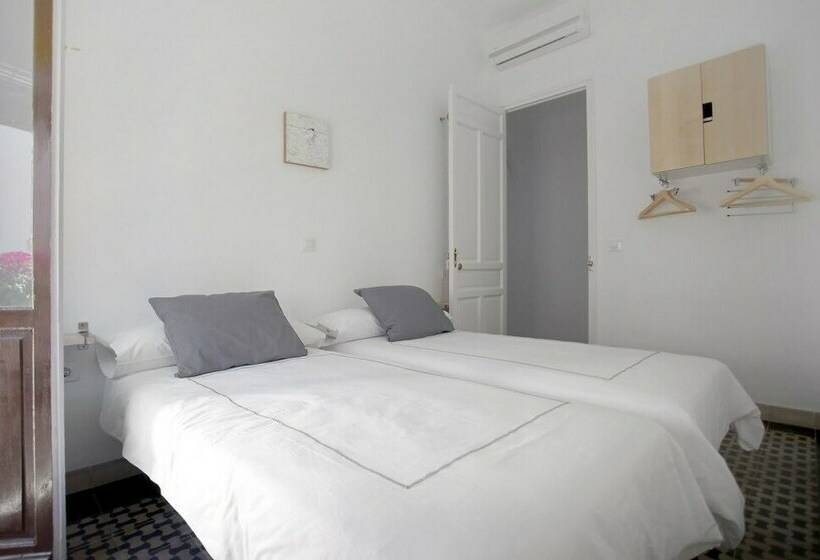 اتاق استاندارد با سرویس بهداشتی مشترک, Cordoba Bed And Be   Hostel