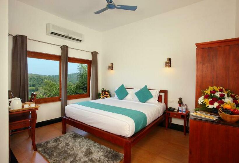 프리미엄 룸 호수 전망, Arayal Resort A Unit Of Sharoy Resort