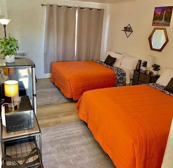 Номер Стандарт, Canyon S Edge Route 66 Motel