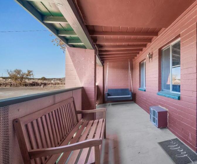 סוויטה עם מרפסת, Canyon S Edge Route 66 Motel