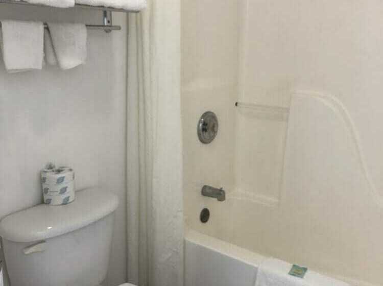 Номер Deluxe, Clairmont Inn