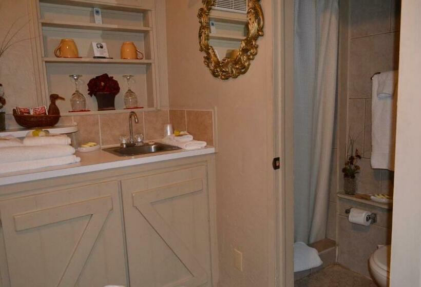Четырехместный Номер Классик, Sheldon Street Lodge