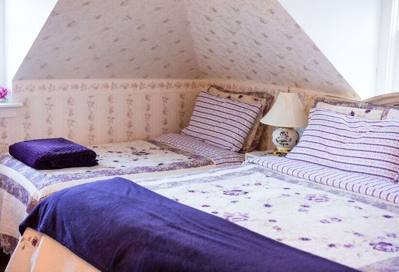 سوئیت با تخت بزرگ, Center Harbor Sutton House B & B