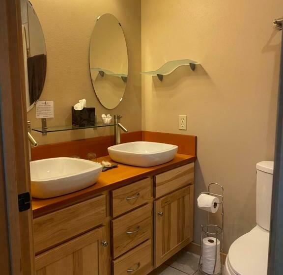 스위트, Twisp River Suites