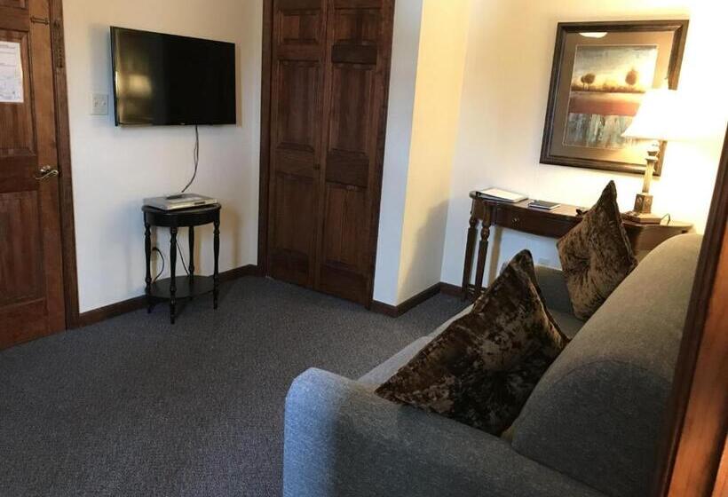 Люкс, Woodfield Manor   A Sundance Vacations Property