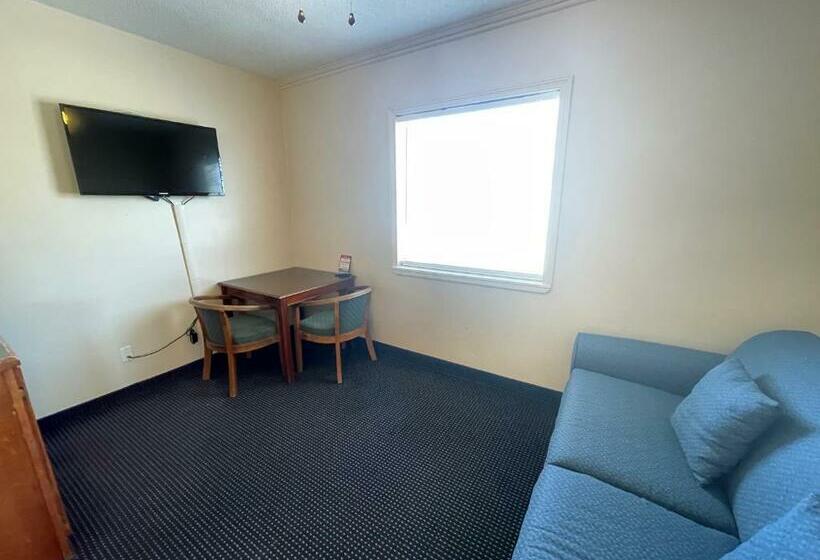 Suite Familiar, Flamingo Inn