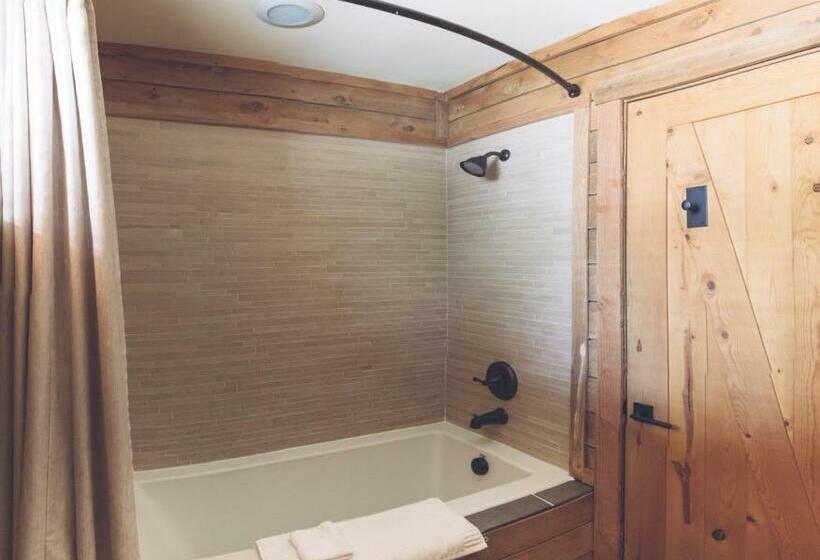Студия Стандарт, Sundance Mountain Resort