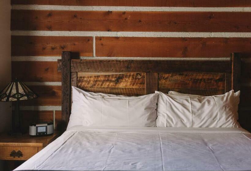 Студия Стандарт, Sundance Mountain Resort