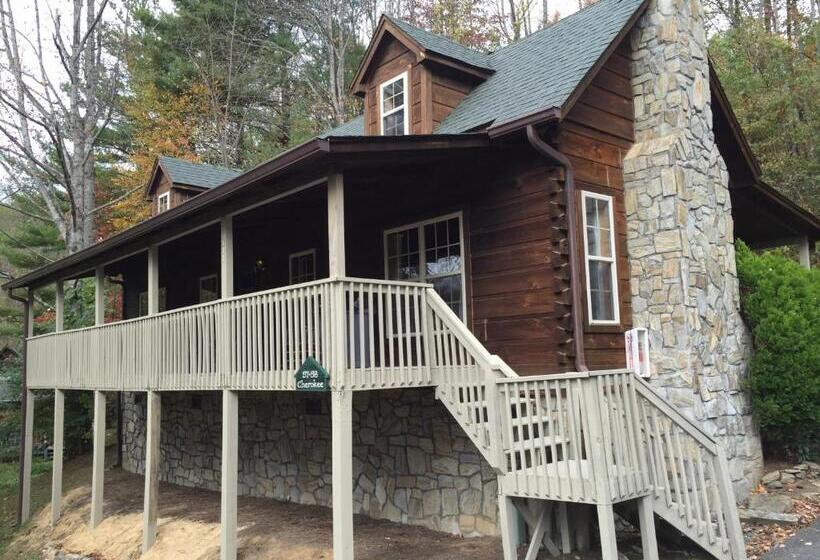 Хижина, Highland Hills Motel & Cabins