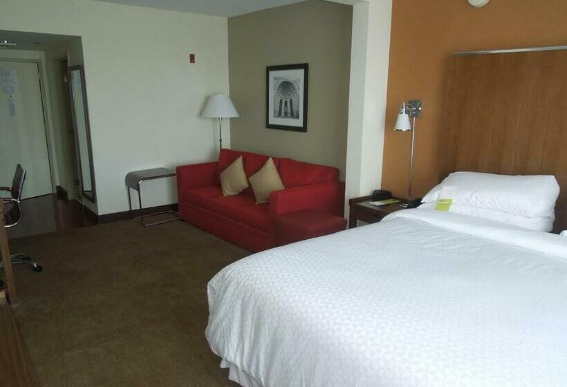 스탠다드 룸 킹사이즈 침대, Four Points By Sheraton Columbus Polaris