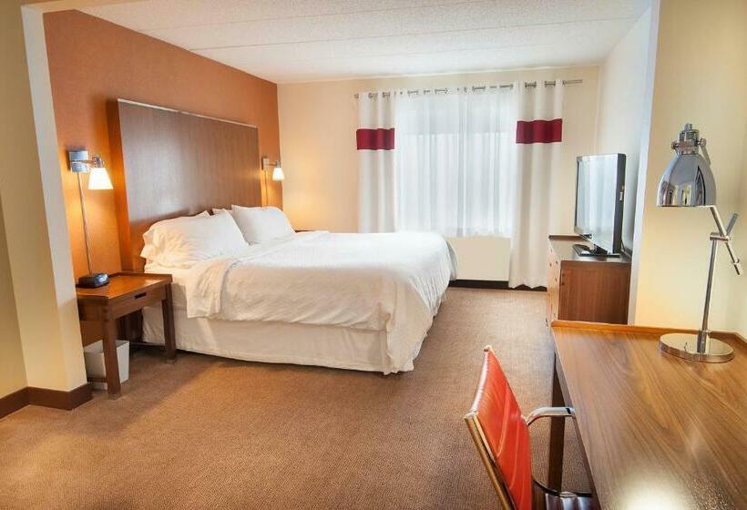 스탠다드 룸 킹사이즈 침대, Four Points By Sheraton Columbus Polaris