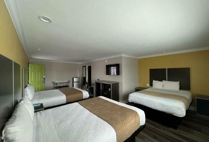 Quarto Familiar, Deluxe Inn Hawthorne/ Lax