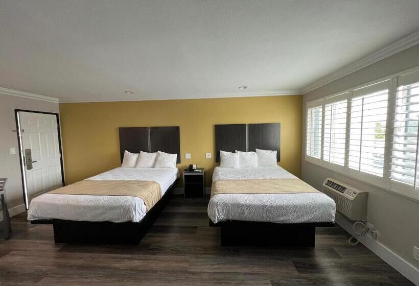 스탠다드 룸, Deluxe Inn Hawthorne/ Lax
