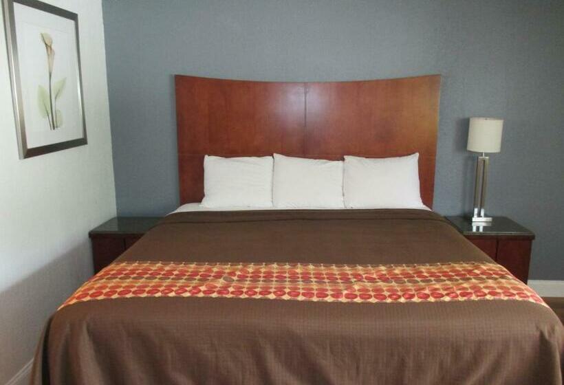 Стандартный Номер Кровать Кинг, Travel Inn & Suites