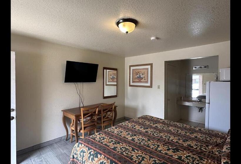 اتاق استاندارد با تخت بزرگ, Travel Inn By Oyo La Marque Texas City I 45
