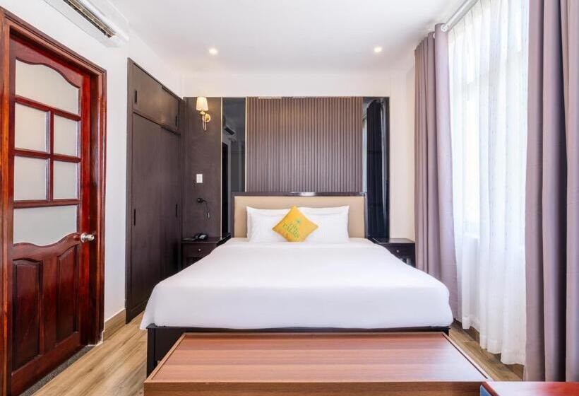 اتاق لوکس با چشم‌انداز شهر, The Palms Hotel By Hmg
