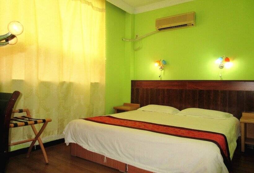 اتاق استاندارد, 25 Four Seasons Youth Hostel