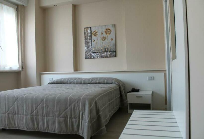 اتاق استاندارد, Cremona Viale