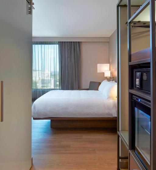 غرفة ديلوكس سرير كينج, Ac Hotel By Marriott Seattle Bellevue/downtown