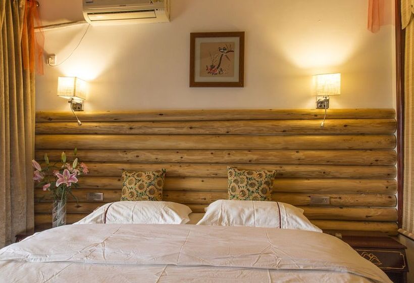 חדר דלוקס, Snow Lion Riverside Resort