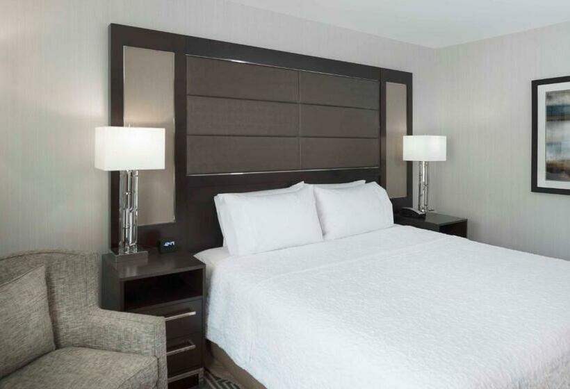 스탠다드 룸 킹사이즈 침대, Hampton Inn & Suites Bridgewater