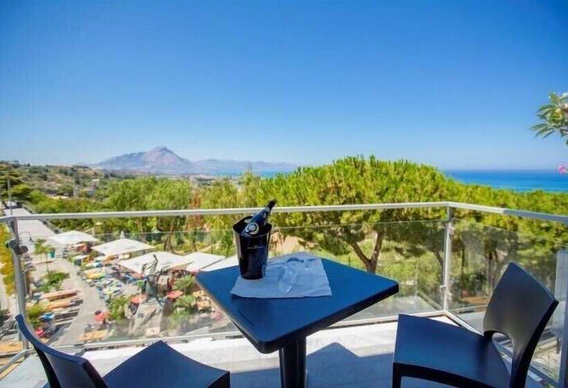 Четырехместный Номер Стандарт Вид на Море, Belvedere Rent Rooms