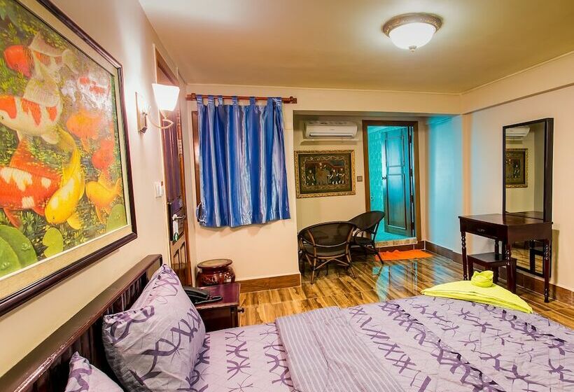 Люкс, Domrai Boutique Resort