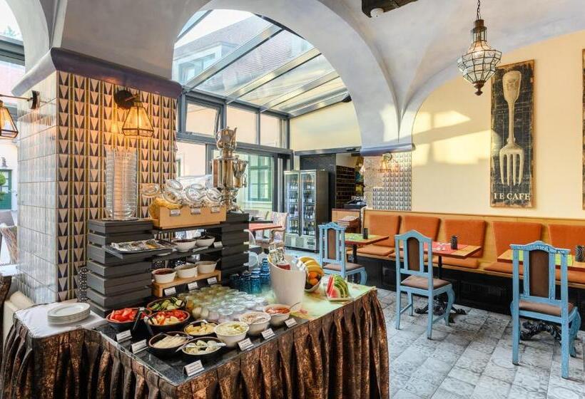 اتاق استاندارد, Maison Bistro &