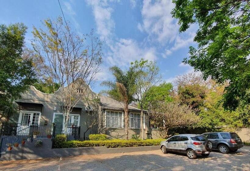 패밀리 룸, Waterhouse Guest Lodge In Muckleneuk