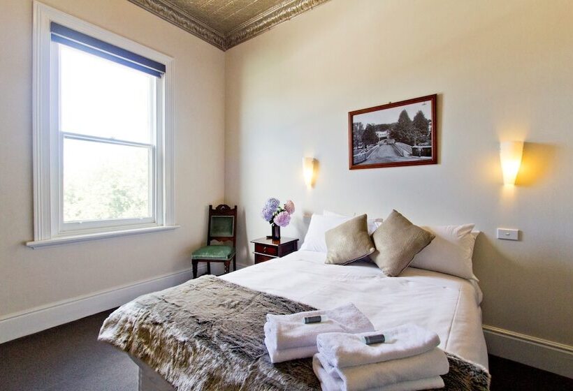 غرفة قياسية حمام مشترك, Deloraine