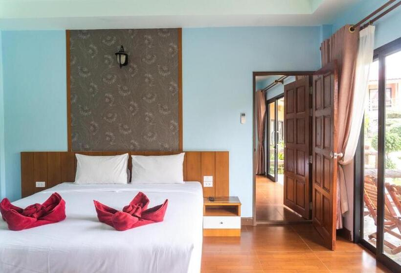Quarto Estandar Comunicado, Chomview Resort