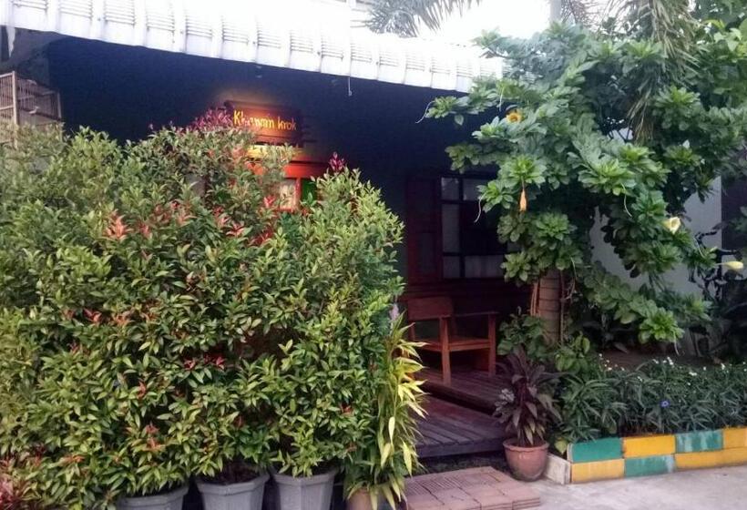 کابین, Baan Jaru