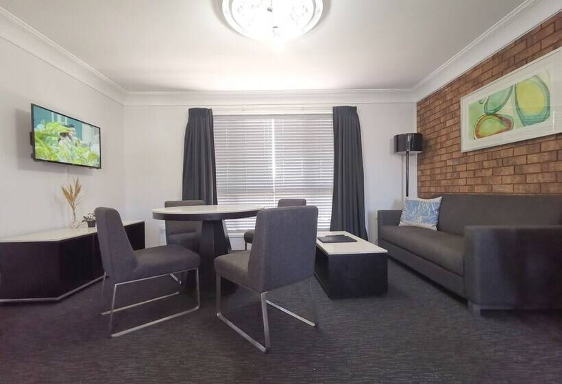 침실 3개 아파트, Leichhardt Motor Inn