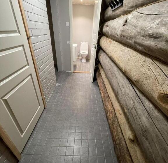 Номер Стандарт Четырехместный Совместный Санузел, Kuukkeli Log Houses Aurora Resort