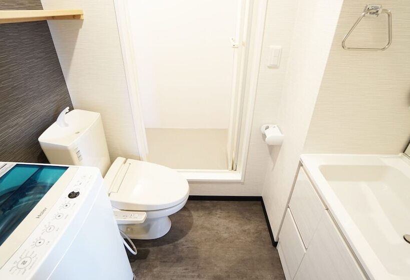اتاق خانوادگی, Poly Hostel Osaka