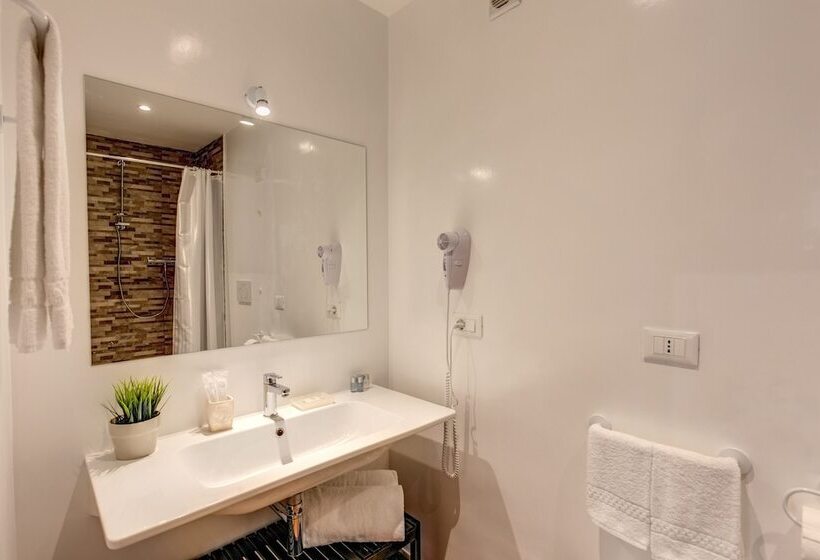 חדר דלוקס לשלושה, Piccolo Trevi Suites