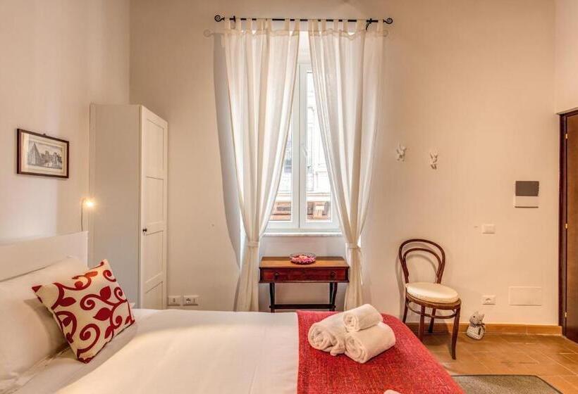 חדר סטנדרט לשלושה, Piccolo Trevi Suites
