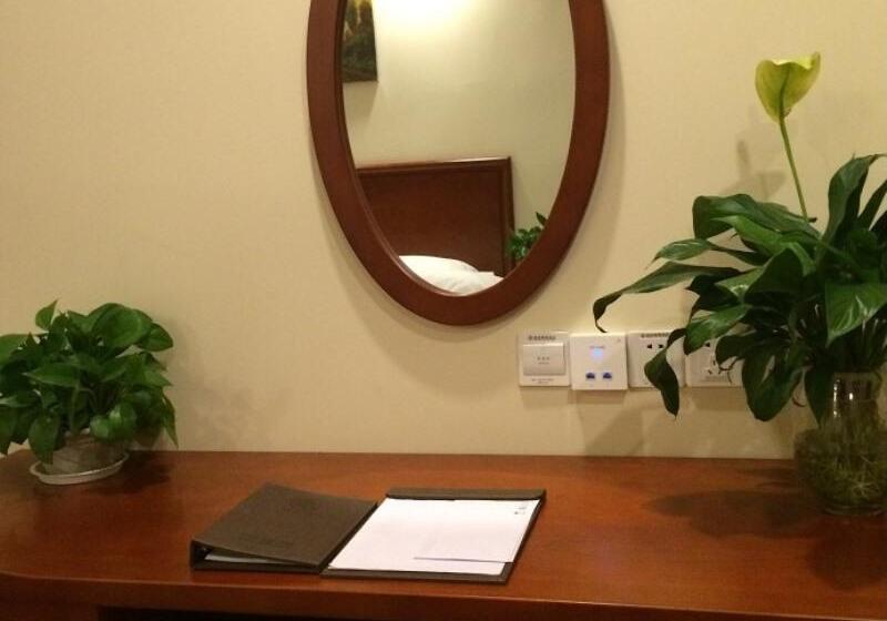 Семейный Номер, Greentree Inn Shandong Yantai Fushan District Yongda Street Express