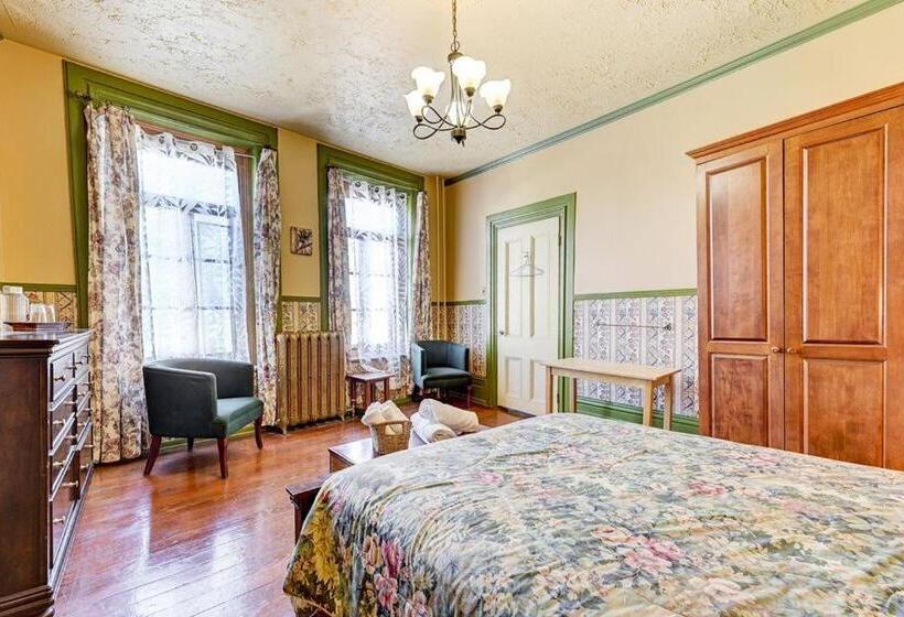 اتاق استاندارد با سرویس بهداشتی مشترک, B&b Au Petit Roi