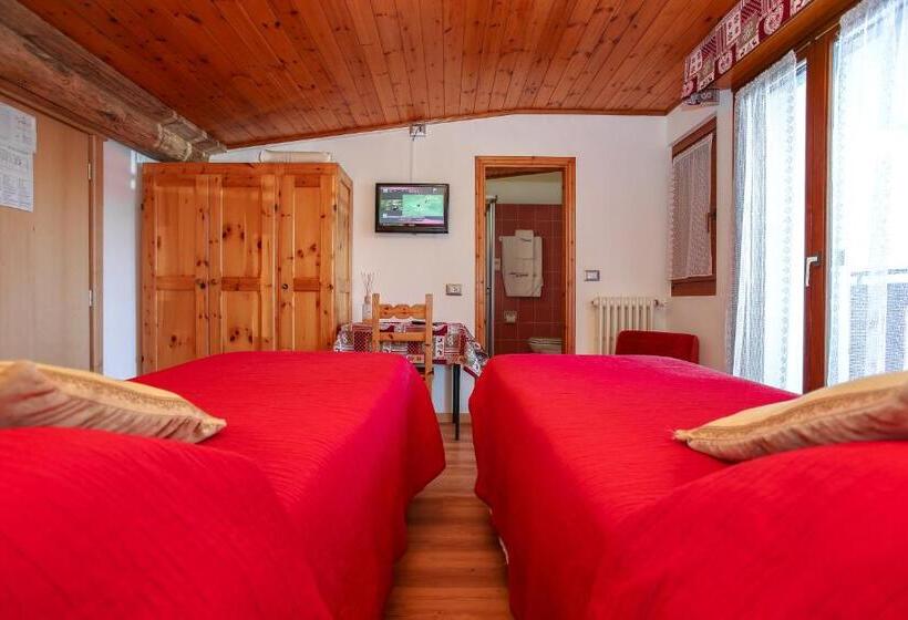Номер Superior с Террасой, Albergo Adele