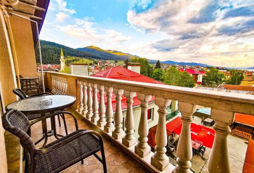 1 Bedroom Apartment Lake View, Alikante