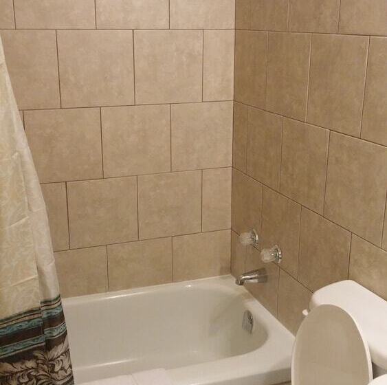 اتاق استاندارد, Traveller S Choice Motel