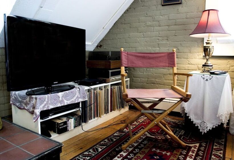 Люкс Повышенной Комфортности, Clifford House Private Home B&b