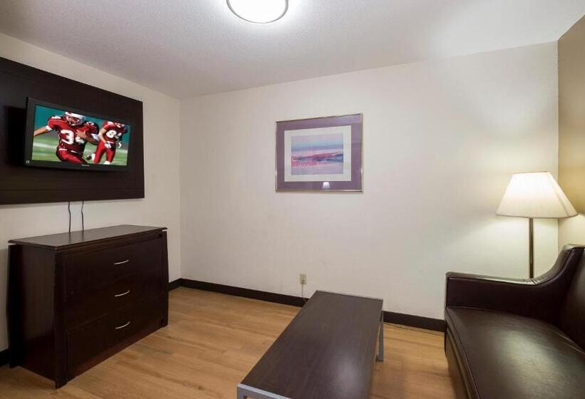 스위트 킹사이즈 침대, Red Roof Inn Morgan City